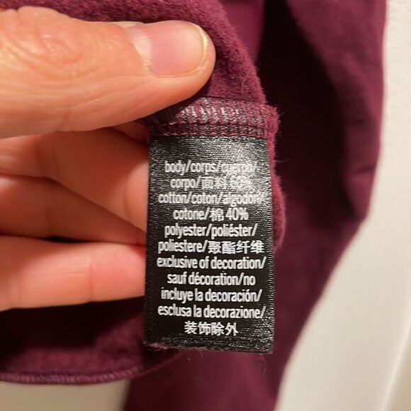 Victoria Secrets Sport dark raspberry woman’s sweatshirt - Picture 10 of 11